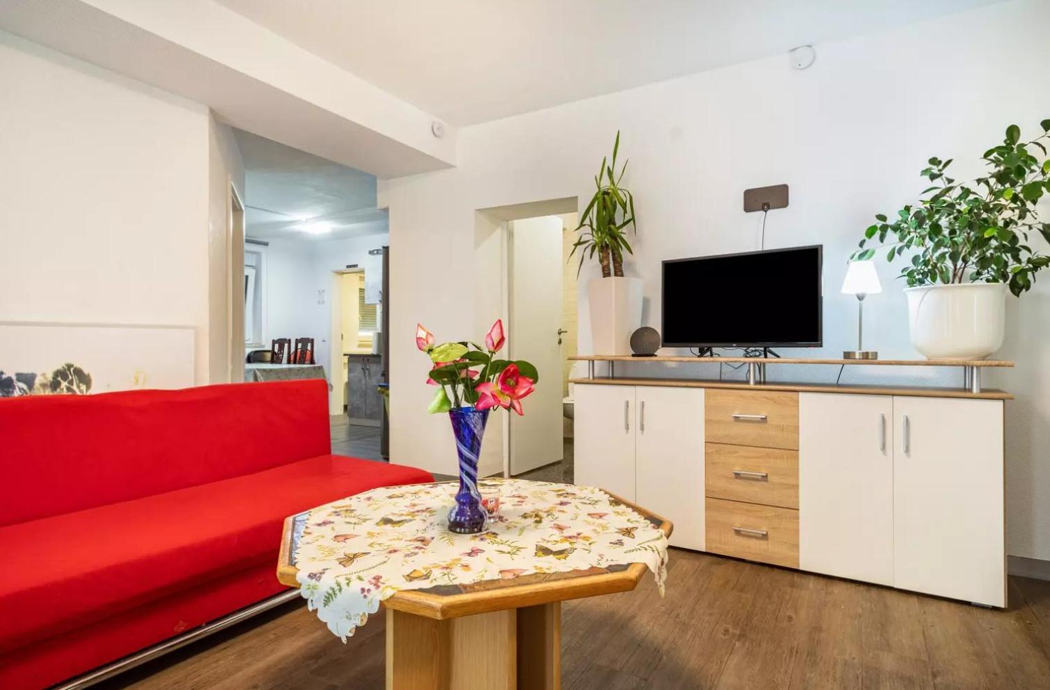 Nguyen Le 3 Schlafzimmer, 7 Bette,Dusche, 2 Wc , Kueche Ab 2 Uebernachtungen Neukirch  Exteriör bild
